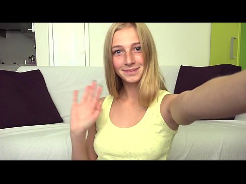 ❤️ Kad man ir garlaicīgi, es slinki masturbēju savu rozā pussy Porno pie mums ❤