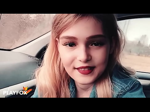 ❤️ Sexy babe priecīgi sūc uz atlaižu kartes Porno pie mums ❤